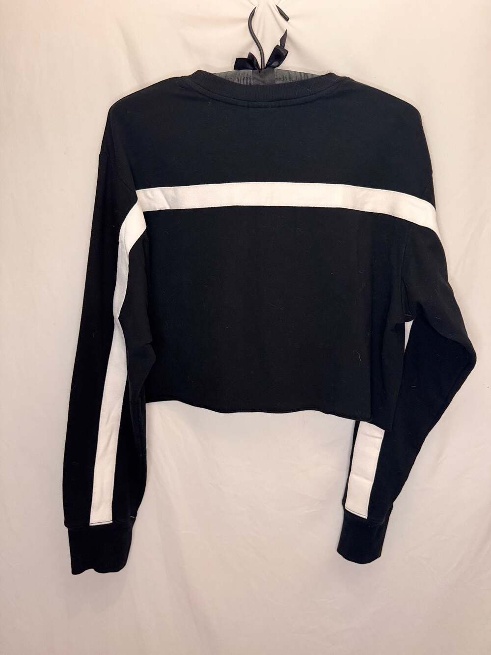 Good American Size 3 Black and White Striped Cropped Sweatshirt - Picture 4 of 5